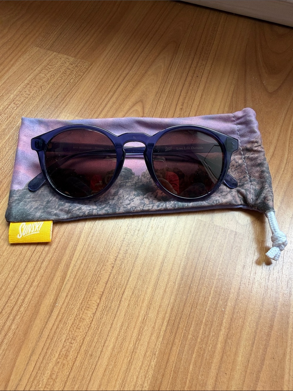 Sunski Dipsea Sunglasses. Unisex. Blue frames.